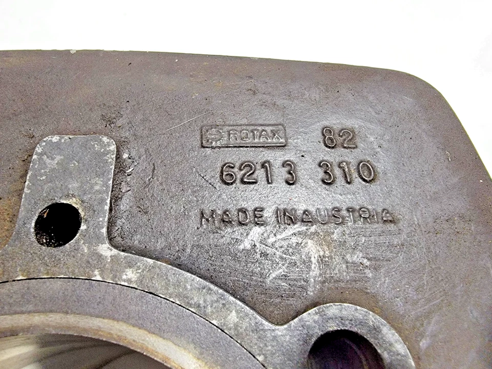 Jarra de cilindro 1983 KTM 504 500 GS K4 504 GS cuatro tiempos Rotax 83 Foto 2 de 4