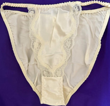 Victoria's Secret Bikini Panties Large White Solid Lace Trim Nylon Hand Wash 1PK