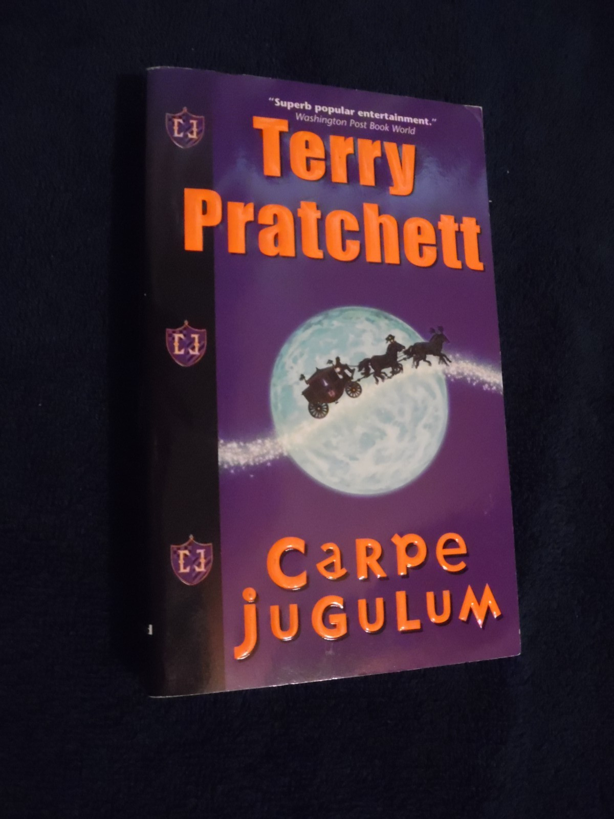 Carpe Jugulum : A Novel of Discworld by Terry Pratchett