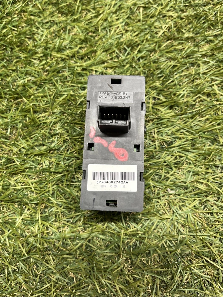 Interruptor de control de puerta delantera derecha Grand Cherokee 2006-2010 04602742AA OEM Foto 3 de 4