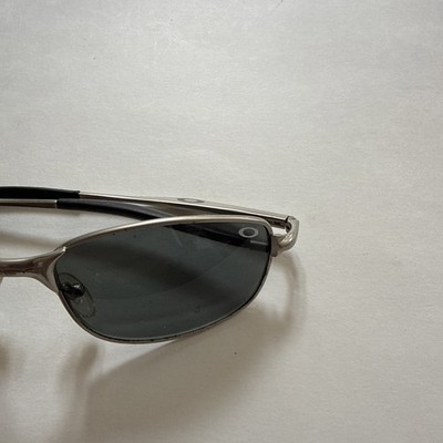 Vintage Oakley Sunglasses Made in USA FD 001 Oval Wire Frame Gray