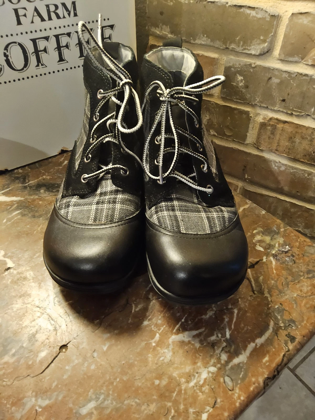 Alegria Kylie Night Boots Black and Gray Plaid Panel Lace Up Boots Size US6 EU37