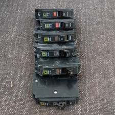 Square D QO120 20A 1-Pole Circuit Breaker Trip Indicator 120/240V Lot of 5