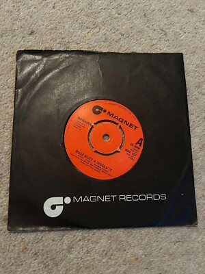 MATCHBOX - BUZZ BUZZ A DIDDLE IT/EVERYBODY NEEDS..-7'' VINYL WITH PAPER SLEEVE