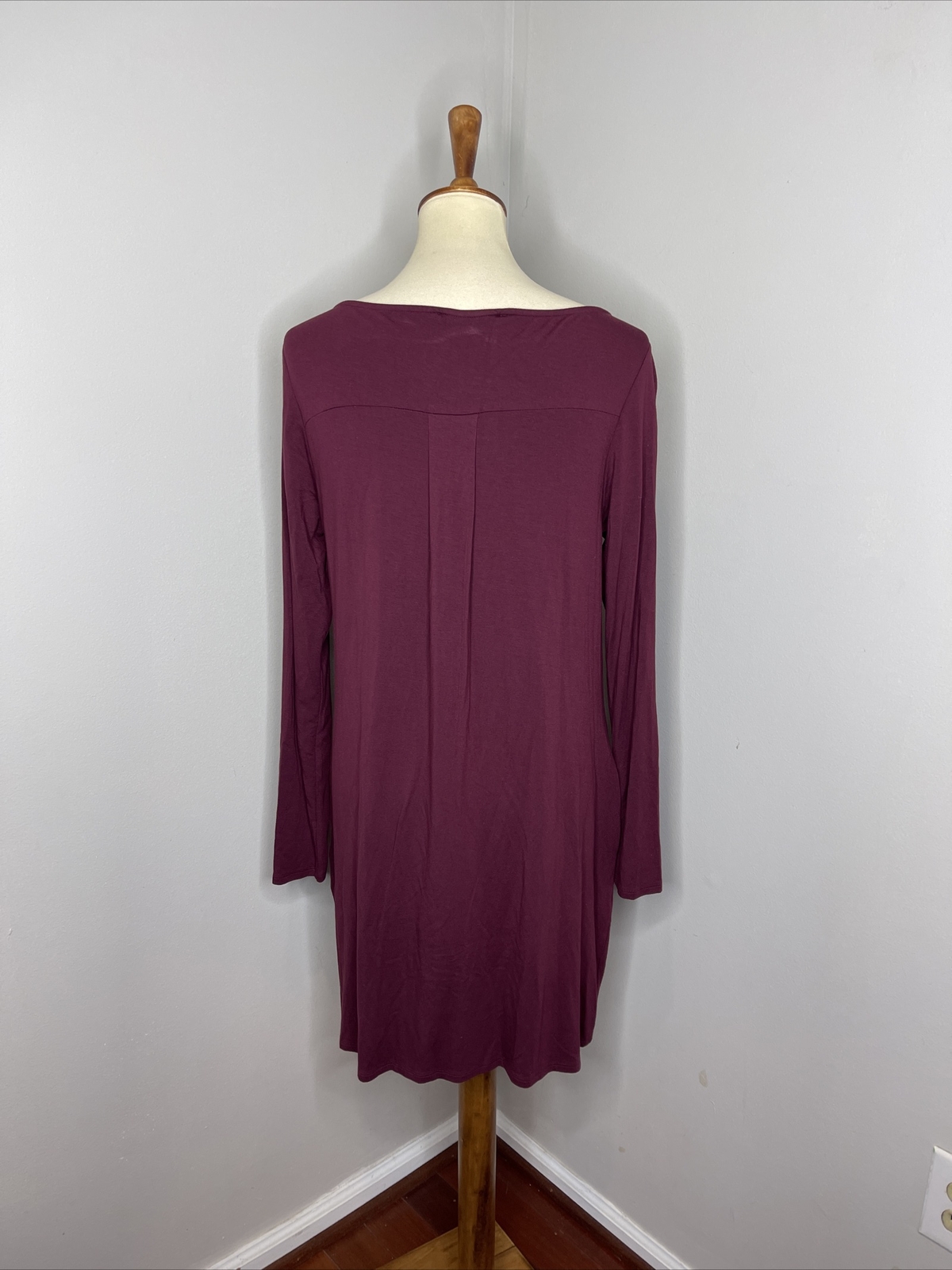 Peruvian Connection Solid Red Long Sleeve Kneelen… - image 3