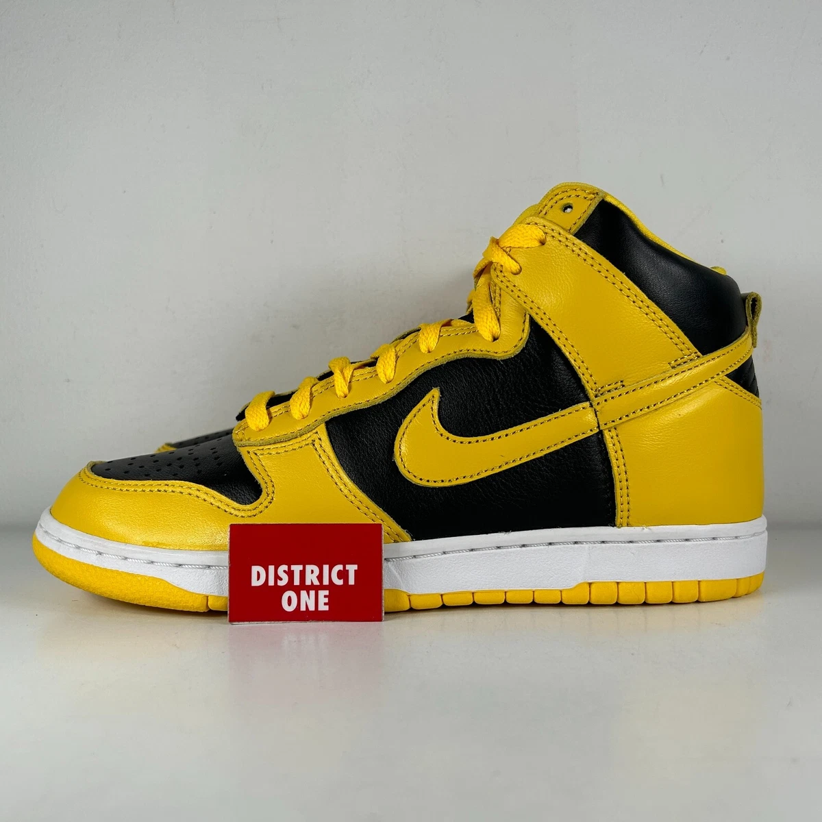 Nike Dunk High SP 'Iowa' 2020 Black Varsity Maize - CZ8149 002