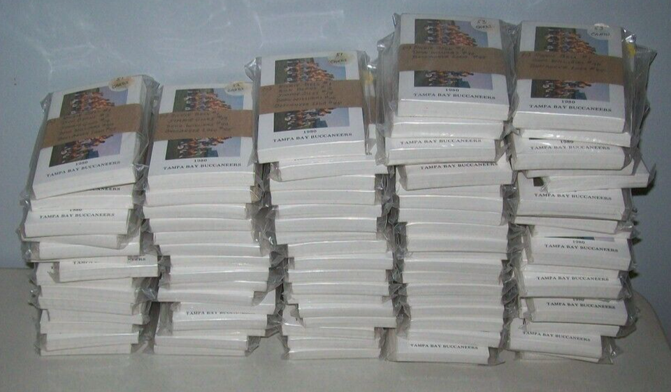 3 ROW SHOE BOX OF TAMPA BAY BUCCANEERS BUCS 1980 COKE OLD TRADING CARDS