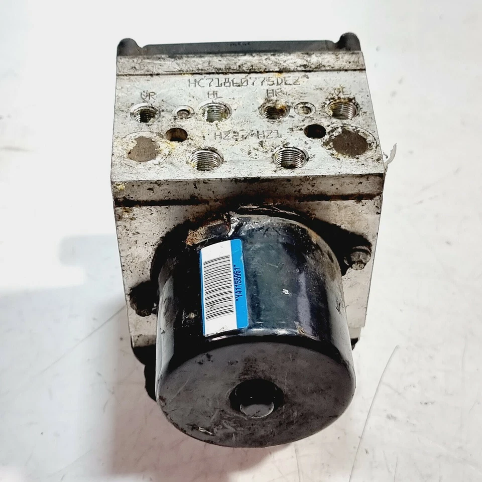 Насосная установка ABS для Volkswagen Passat B6 05-10 3C0614109C - Изображение 3 из 4