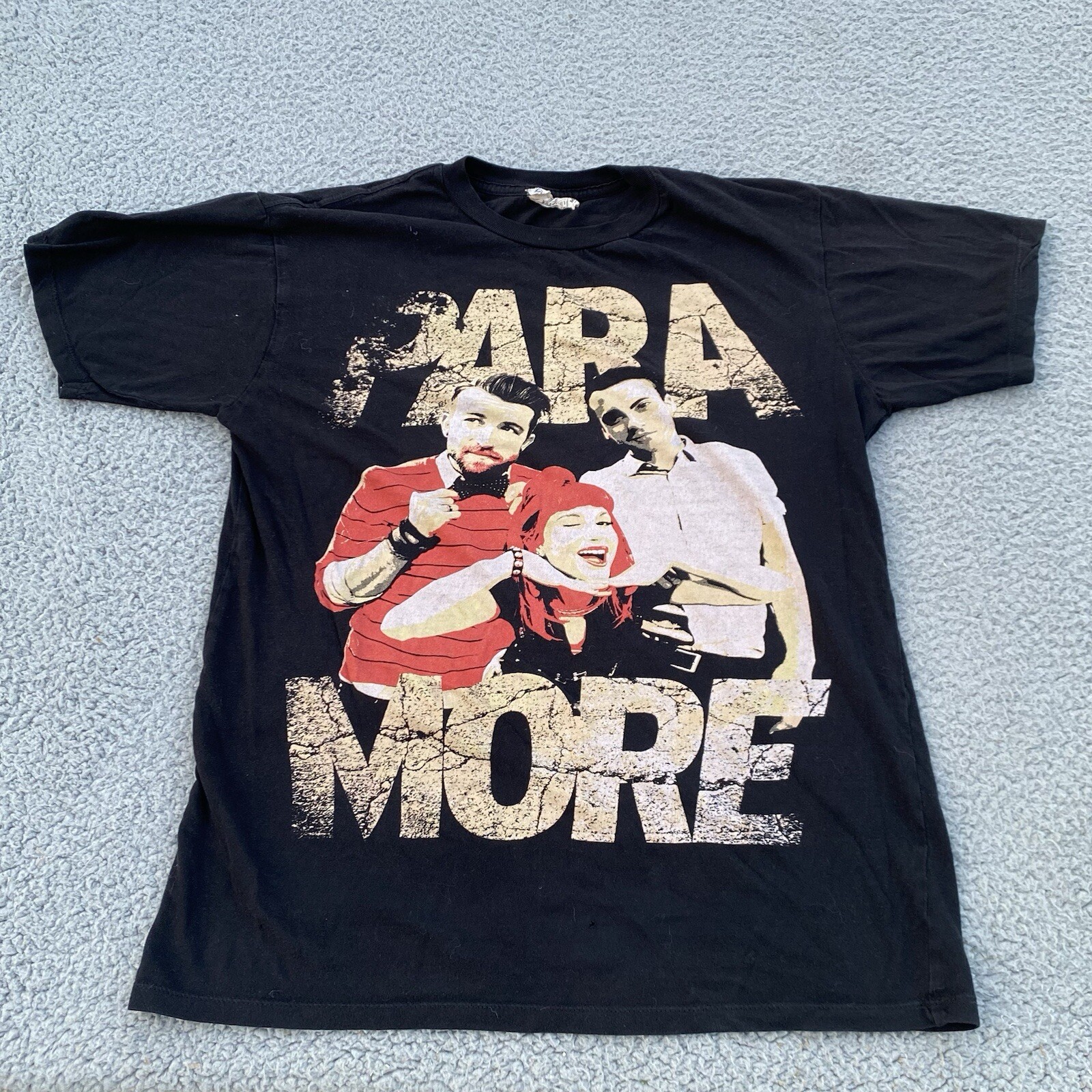 Vintage PARAMORE Startee Black T-shirt Size Medium READ