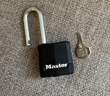 MASTER LOCK Heavy Duty Padlock, Security Level 9/10, Outdoor, Keyed, Covered