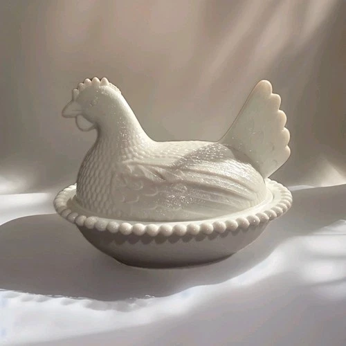 Indiana Glass Clear Hen on Nest Striated With beaded Edge EAPG Vintage PERFECT