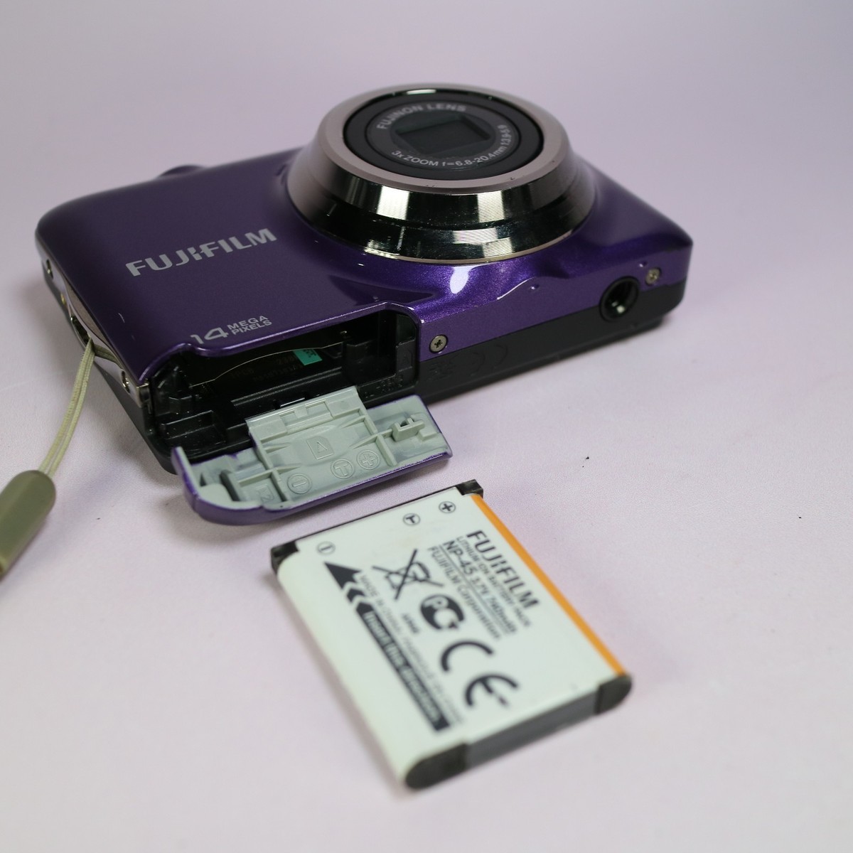 Fujifilm Digital Camera FinePix JV300 14.0MP Purple Tested Full