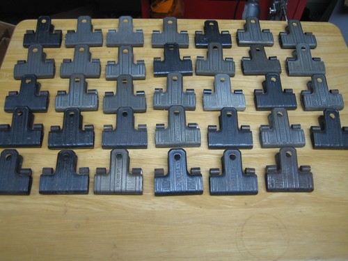 Lot of (34) Vintage ESTERBROOK No. 20 Ball Bearing Steel Metal Clips