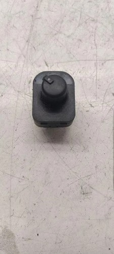 AUDI A4 Avant 8ED, B7 Spiegeleinstellschalter 8e0959565 2.00 Diesel 30539133