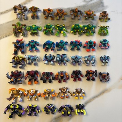 GORMITI LOT - TITANIUM SERIES - 45 FIGURES - CHARACTER OF YOUR CHOICE
