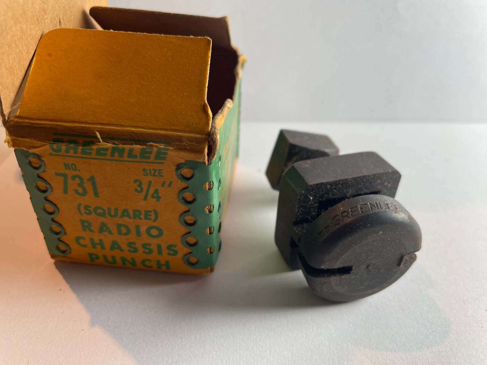 Set of 4 GREENLEE #730 #731  Round and Square Radio Chassis Punches in Vtg Boxes