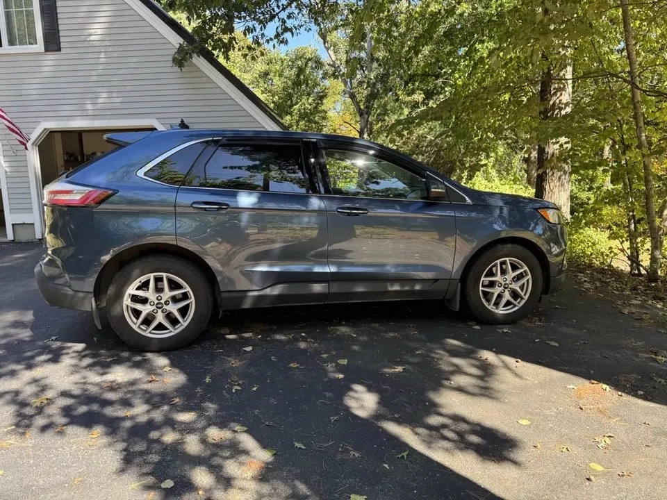 2019 Ford Edge TITANIUM - Image 2 of 4