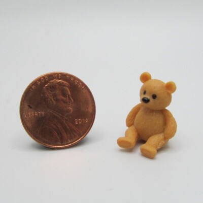 Dollhouse Miniature Plastic Rubber Teddy Bear Toy MUL6033