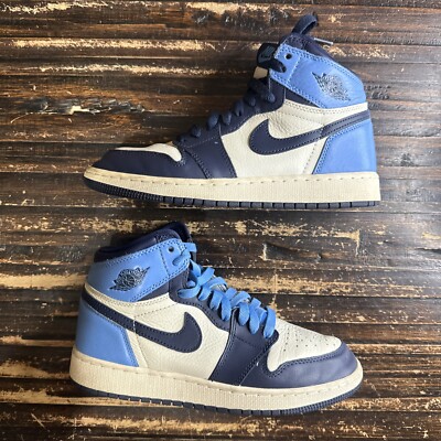 Size 5.5y - Jordan 1 Retro OG High Obsidian UNC 2019 575445  display picture 3