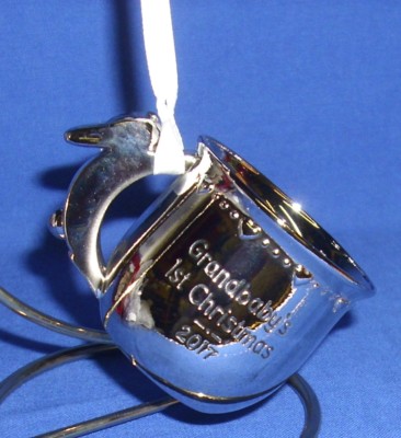Hallmark Ornament Grandbaby's First 1st Christmas 2017 Silver Tone Hallmark Ornament Grandbaby's First 1st Christmas 2017 Silver Tone