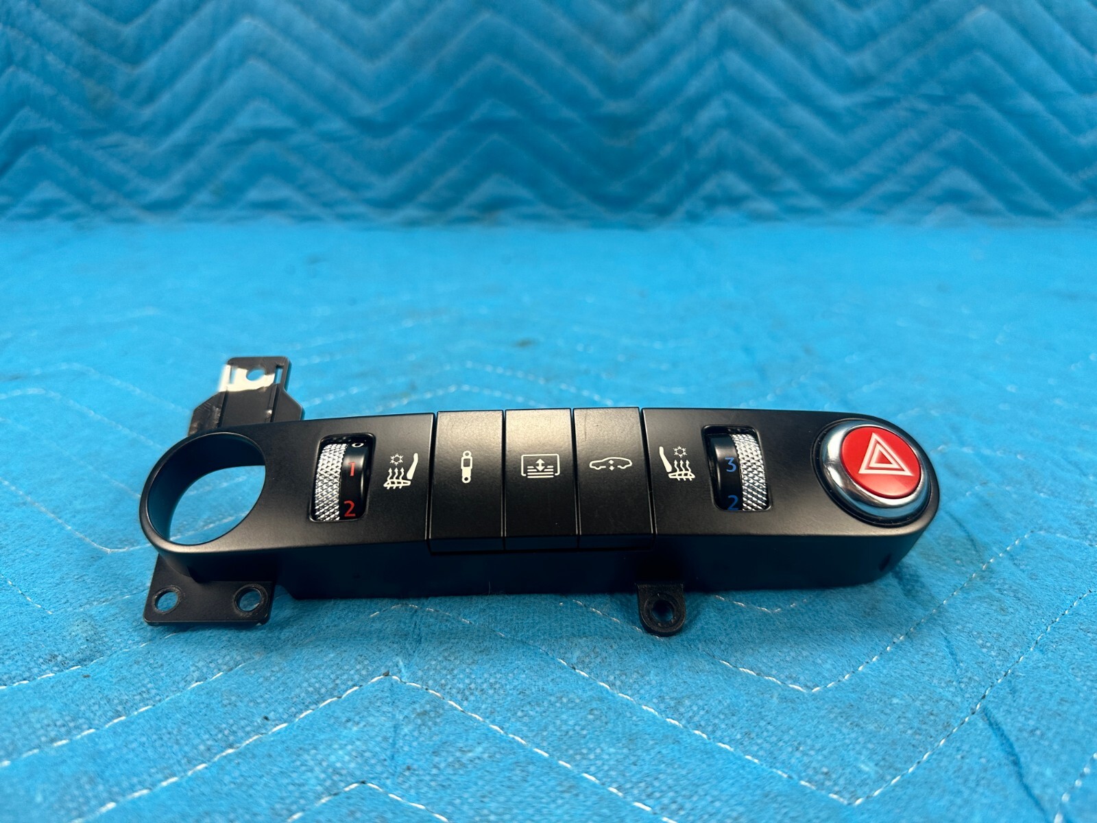 Bentley Flying Spur Heated Seat, Hazard, Suspension Switch 29k 2006-2012 OEM