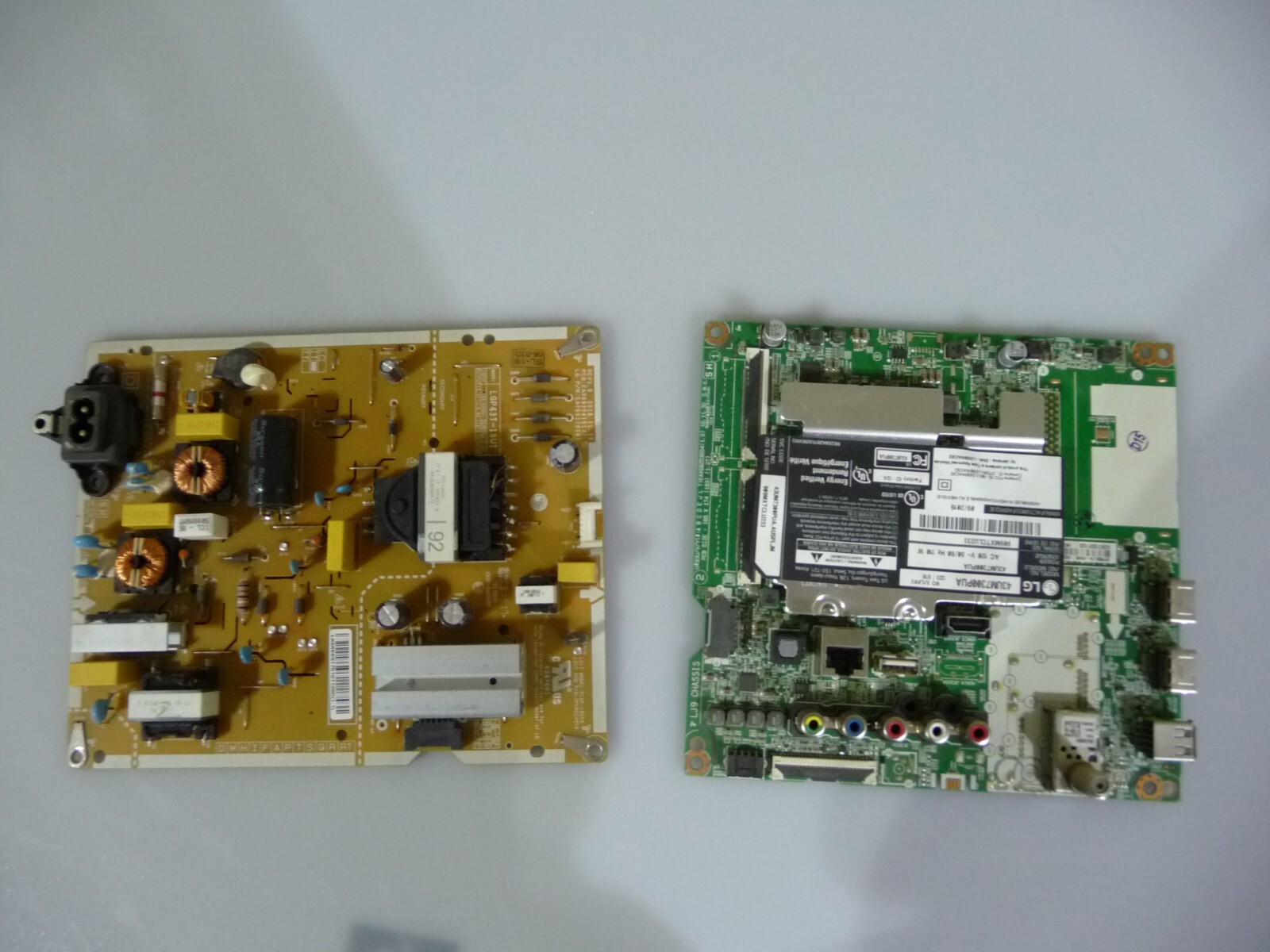 Alimentation TV LG 43UN74003LB - Réf. EAY65170101 / EAX68304101 - Occasion Fonctionnelle