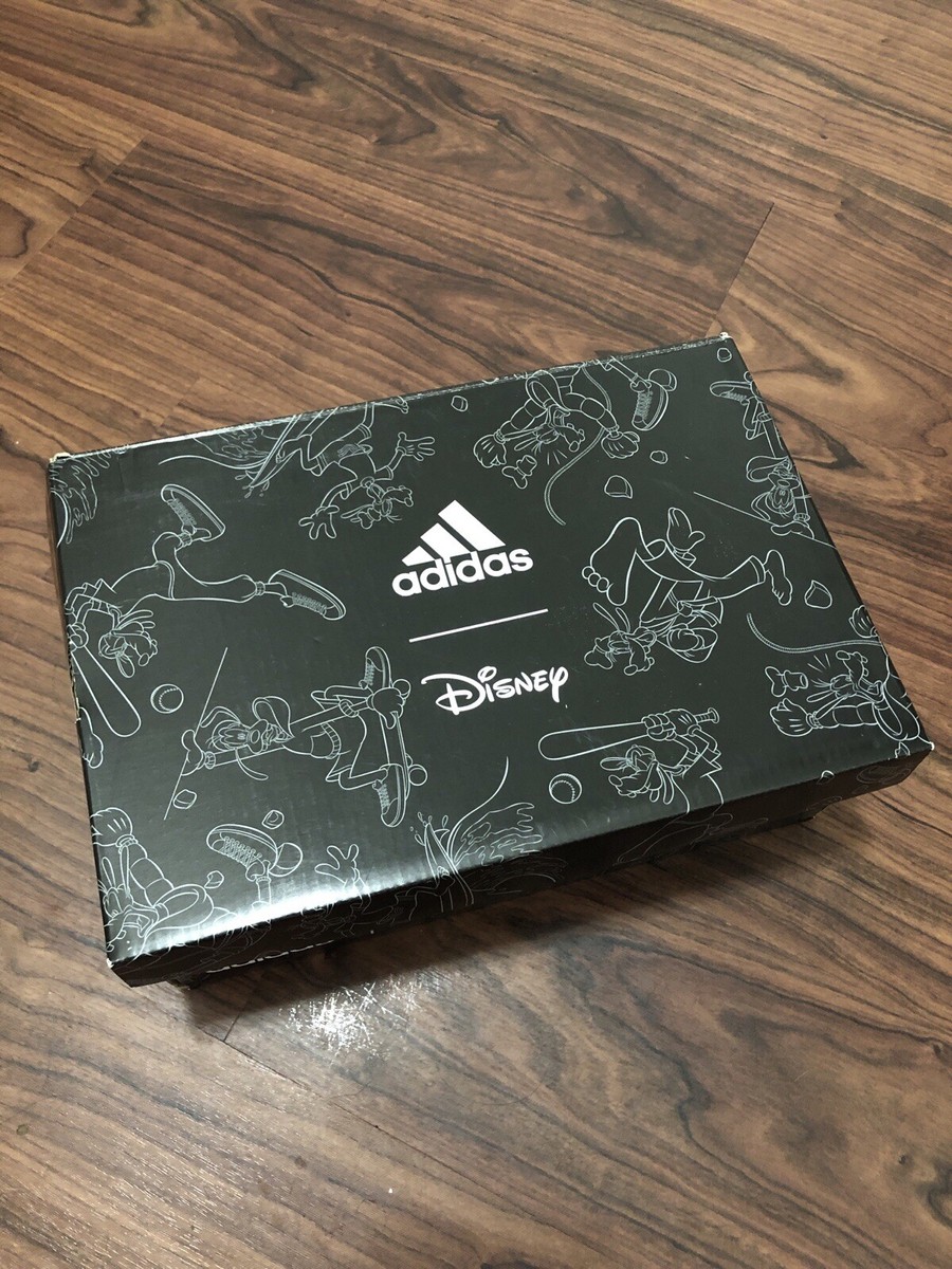 Adidas UltraBoost DNA x Disney J 'Sport Goofy' Men's 6.5 US