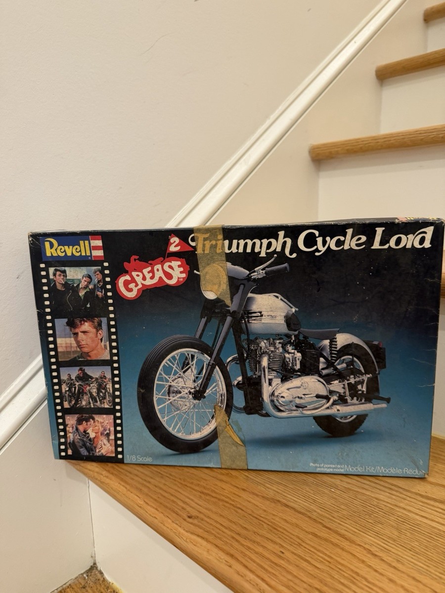CYCLE LORD GREASE VINTAGE 1982 REVELL TRIUMPH TIGER 100 MOTORCYCLE
