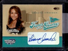 2004 Donruss World Series Leeann Tweeden Fans of the Game Auto #FG-5