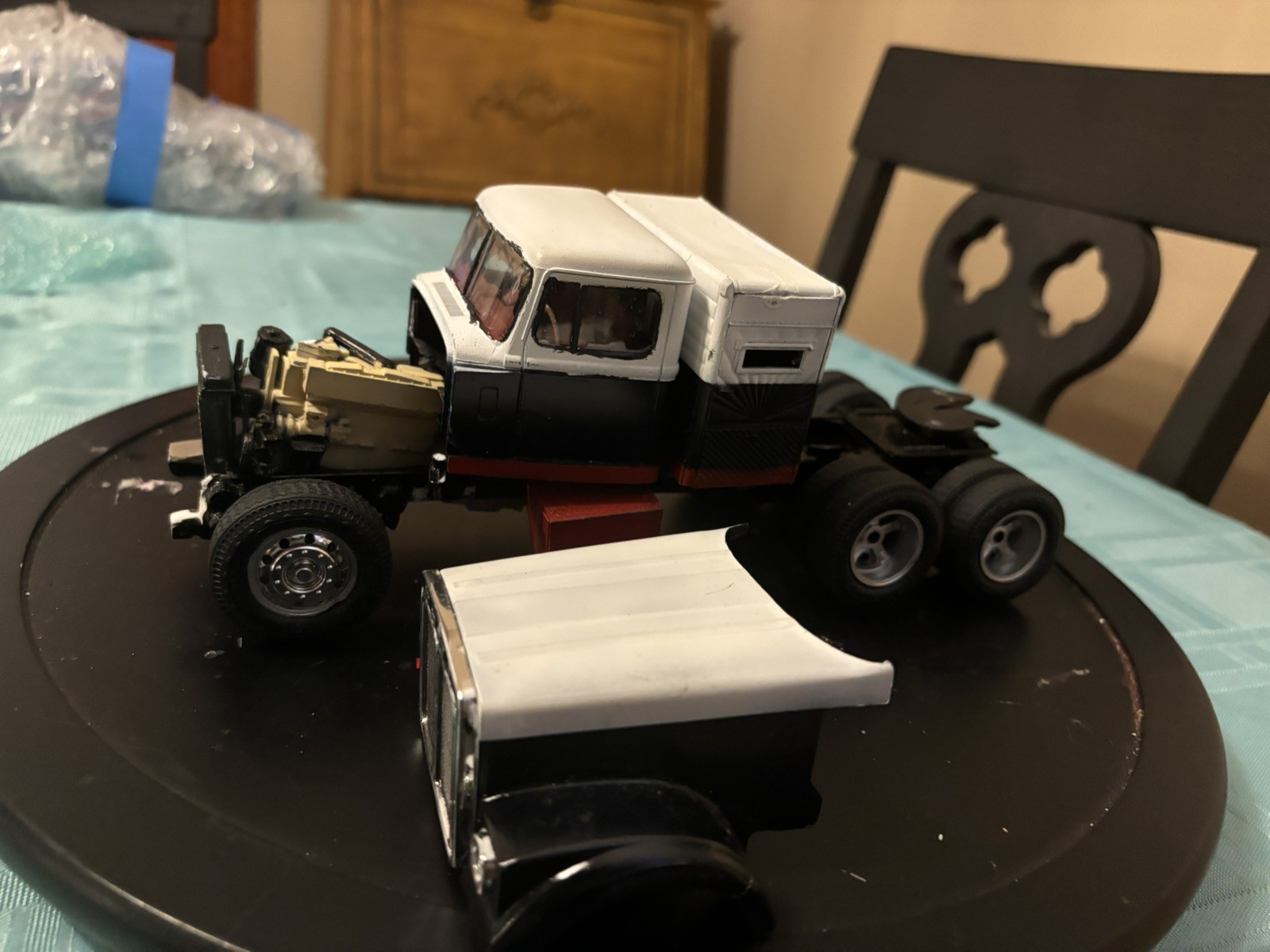 1/25 Built Junkyard Lot Of Four Trucks