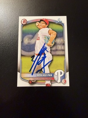 Wen-Hui Pan Signed 2025 Bowman 1st RC Card IP Auto Autograph Phillies