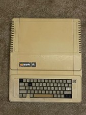 Apple IIe 後期モデル　本体 ヴィンテージコンピューター、メインフレーム apple iiの海外商品を