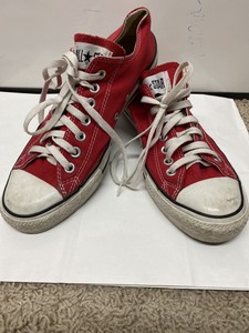 red mens converse shoes