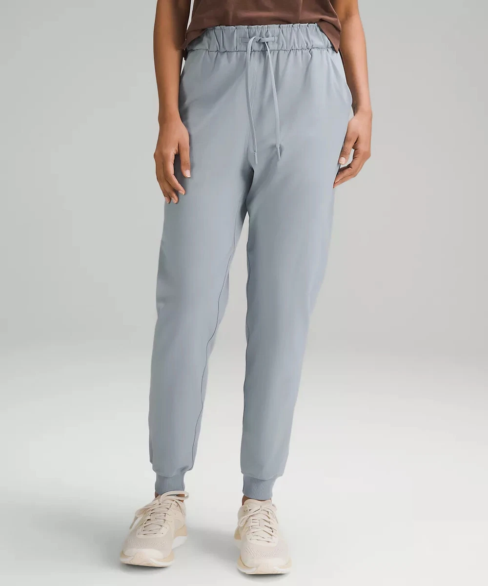 Lululemon joggers pants size 6   Lululemon joggers, Jogger pants,  Clothes design