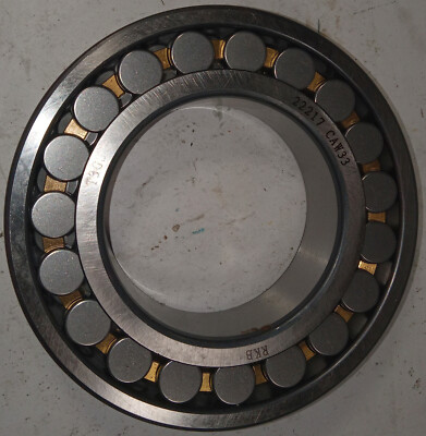 1 NEW RKB 22217 CAW33 SPHERICAL ROLLER BEARING NNB ***MAKE OFFER***