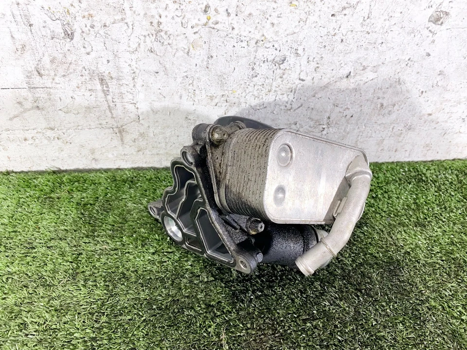 12-16 BMW 328I 428I F30 F36 2.0L N20 CARCASA FILTRO ACEITE MOTOR CON REFRIGERADOR OEM Foto 2 de 3