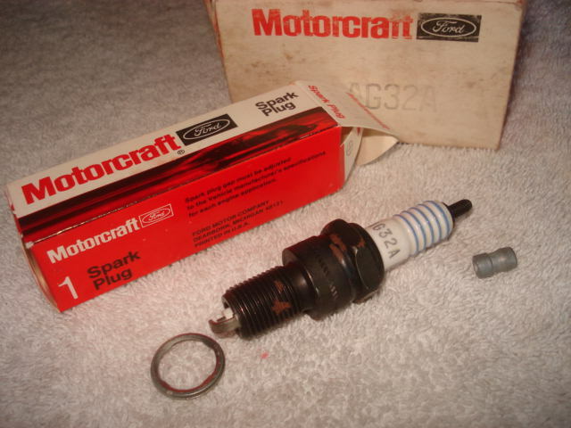  Set/8 Motorcraft Spark Plugs 68 Cadillac Chevy 409, Dodge Plymouth 273, 426 V8