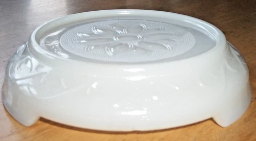 VTG  Anchor Hocking Milk Glass Trivet Punch Bowl BASE Stand Round Riser COTTAGE