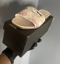 Women s Beige Pink Green Leather Floral Logo ...