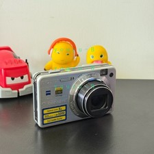 Sony Cyber-shot DSC-W150 Digital Camera 8.10 MP 5x Optical Zoom - Built-in Flash