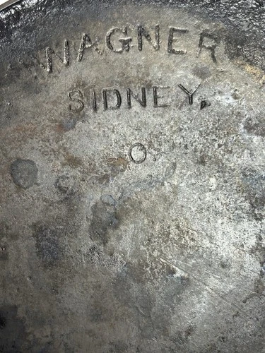 Wagner Ware #9 Sidney -O- Cast Iron Chef Skillet 9" C/N 1056n