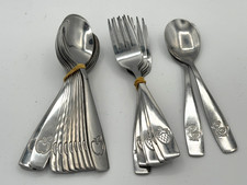 21 STAINLESS STEEL CHILDS FEEDING SET DUCKS STRAWBERRY APPLE PATTERN -FREE SHIP