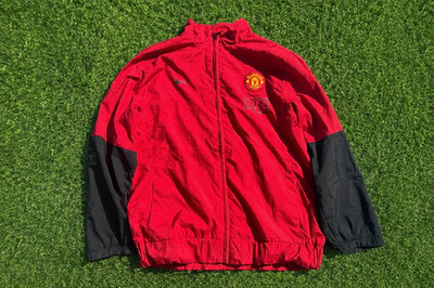Manchester United Nike Trainingsjacke Windbreaker Rot/Schwarz Vodafone AIG Vinta