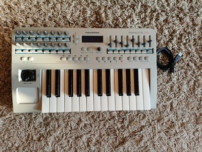 Novation Remote 25 USB Midi Keyboard Controller Plus Kabel