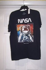NWT SZ MED - Hyper Space NASA Astronaut Moon Explorer Graphic Tee - Black