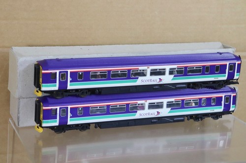 Hornby LIMA Neu Lackiert BR Schienenklasse 156 DMU 156456 Lok 2 Wagen | Zustand: Gebraucht