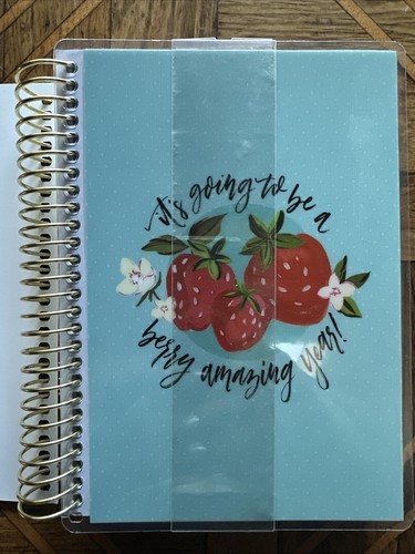 Recollections Creative YearSpiral Bound Strawberry Undated 5x7 Inch Mini Planner - 第 1/2 張圖片