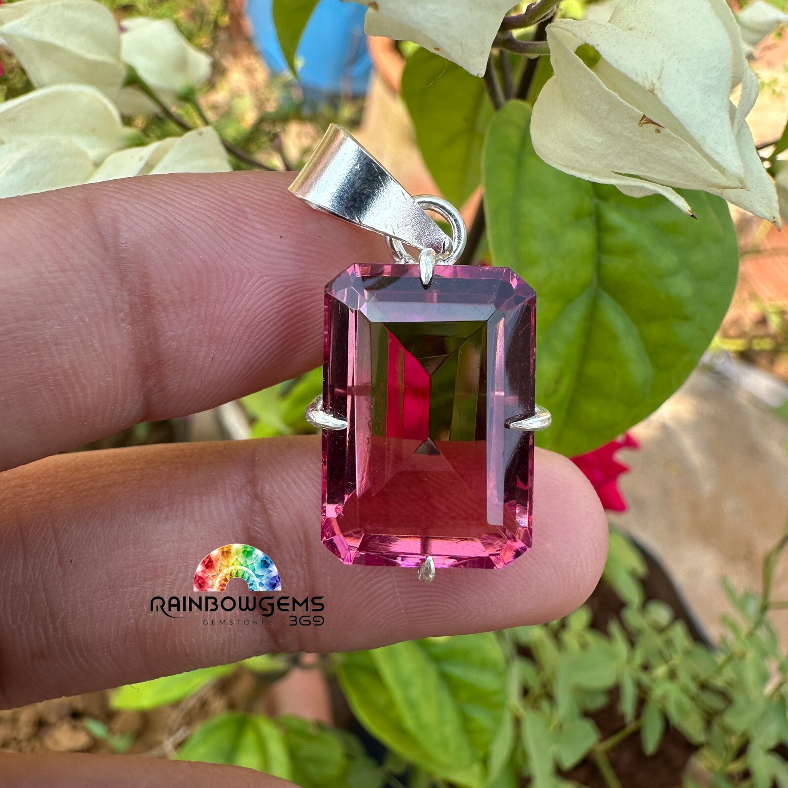 Natural Alexandrite Color-Changing 34 CT Gemstone 925 Silver Pendant