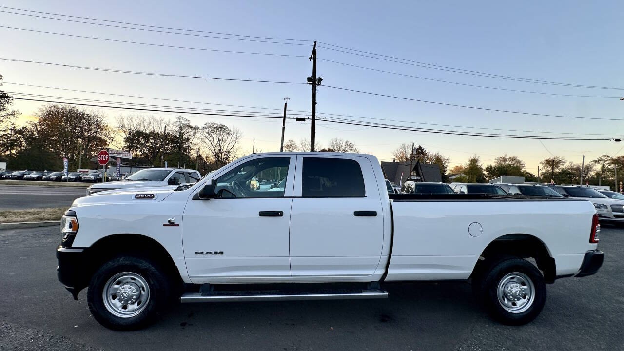 2022 Ram 2500 Tradesman 4x4 4dr Crew Cab 8 ft. LB Pickup thumbnail 4