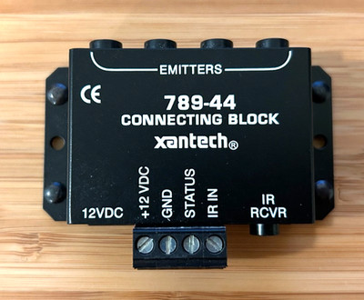 Xantech Connecting Block (789-44) Four Way Signal Splitter